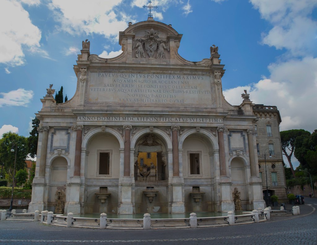 Italia - Roma - Fontana Dell'Acqua Paola